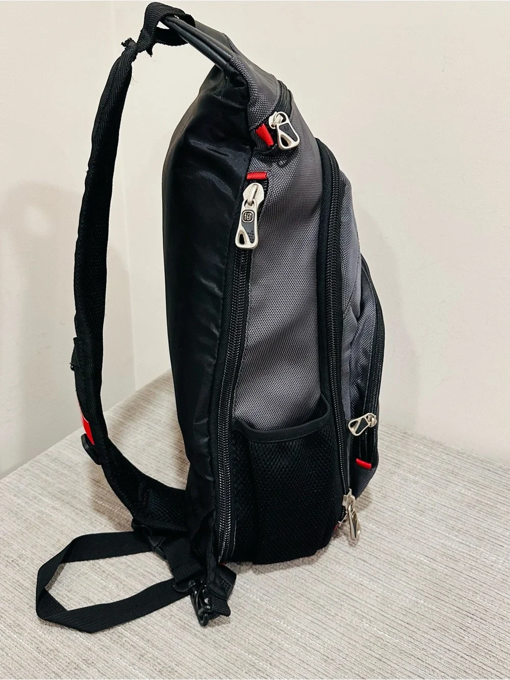 Ful Multi‑Pocket Travel Backpack Gray Red Accents Secure Zippers Travel School